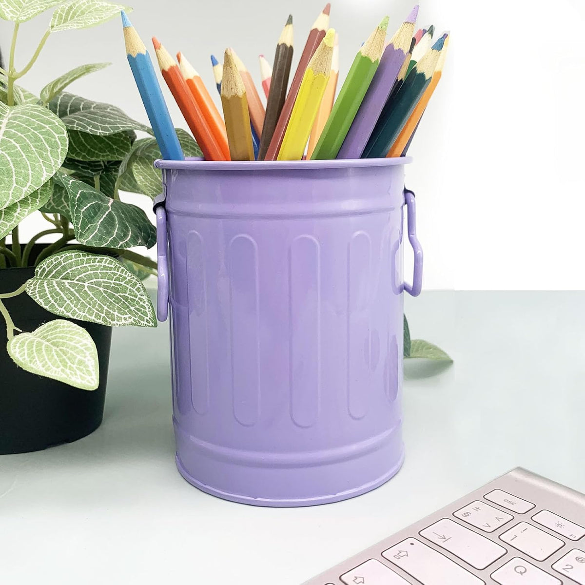 Desk Pen Holder, Metal Pencil Holder for Desk, Desk Organizer with Handle, Makeup Brush Holders, Pencil Cup, Desktop Storage Organizer for Office, School, Home (Purple)